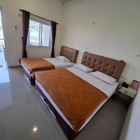 Hotel Cipunaga Ciemas 外观 照片