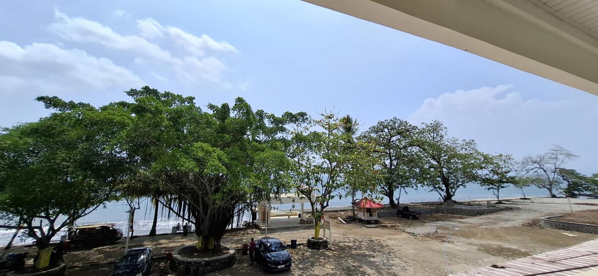 Hotel Cipunaga Ciemas 外观 照片